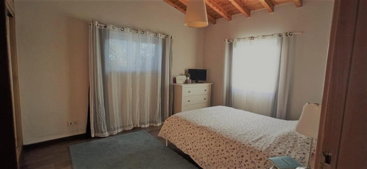 Casa De Campo A 5 Minutos Da Praia Atouguia Da Baleia Εξωτερικό φωτογραφία